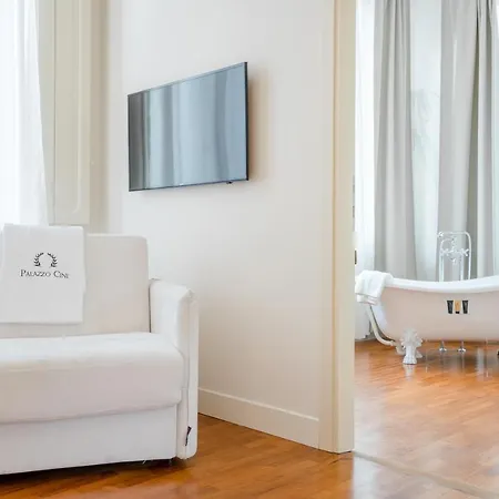 Palazzo Cini Luxury In ベッド・アンド・ブレックファスト
